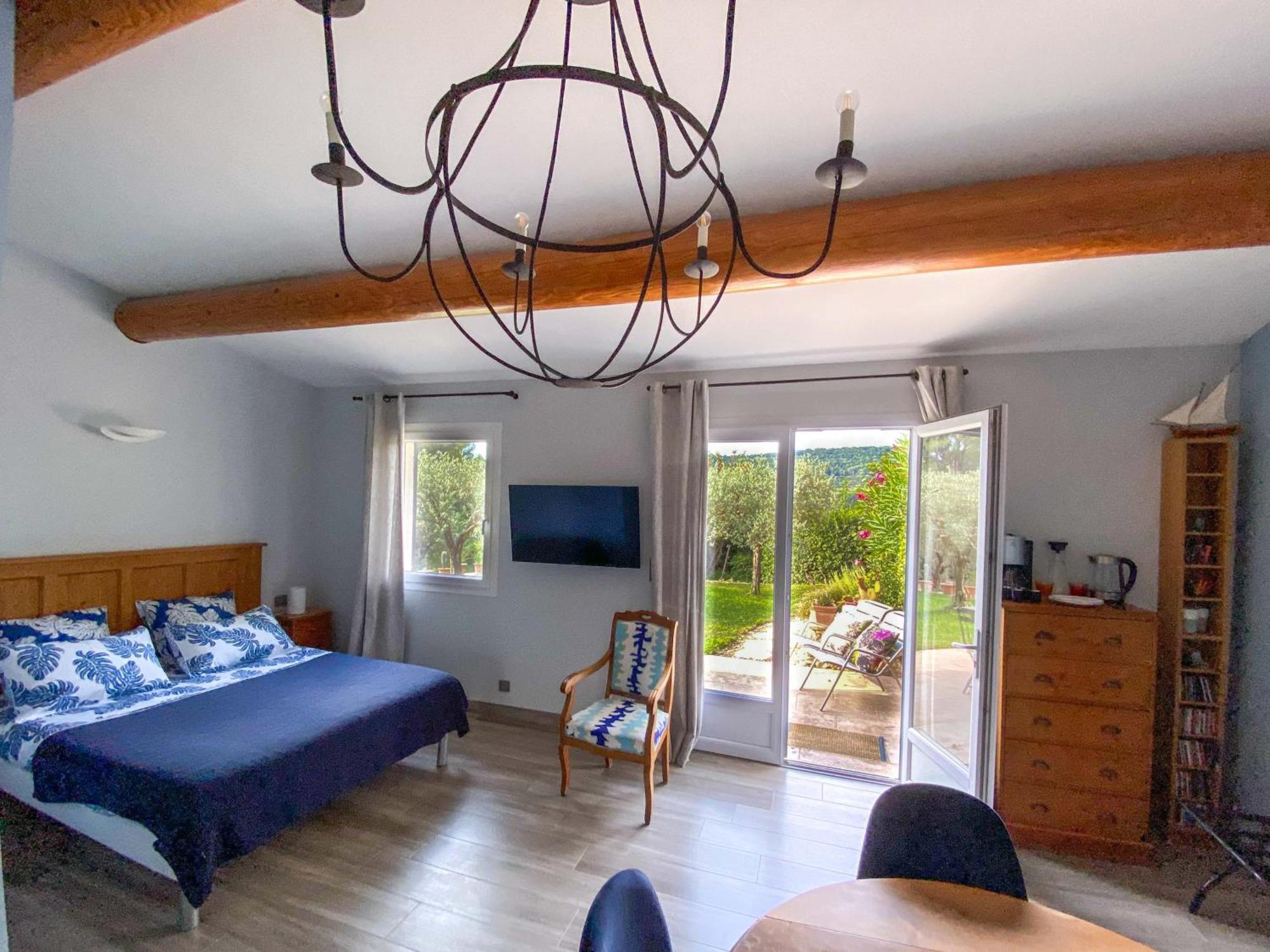 La Chamade Grande Chambre B&B Independante Ventabren 外观 照片
