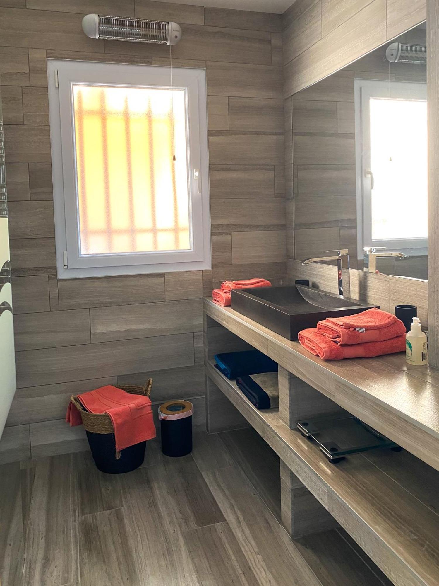 La Chamade Grande Chambre B&B Independante Ventabren 外观 照片